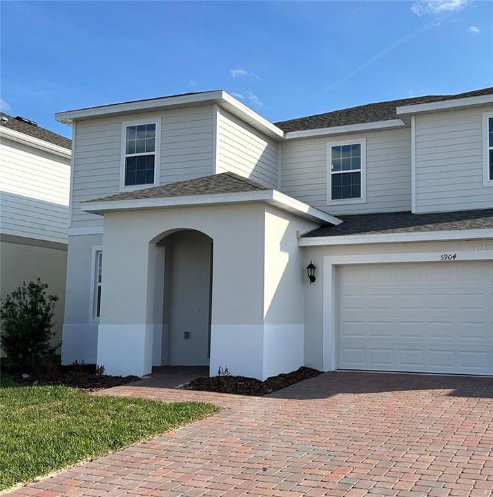Vendido Recientemente: $471,759 (5 camas, 3 baños, 2755 Pies cuadrados)