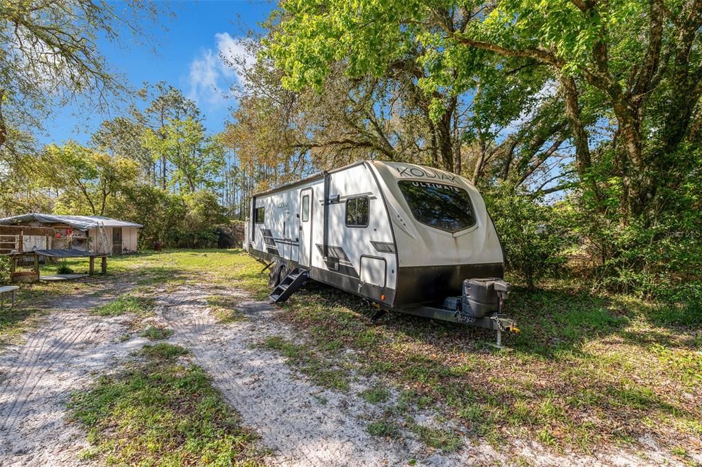 На продажу: $250,000 (4.87 acres)