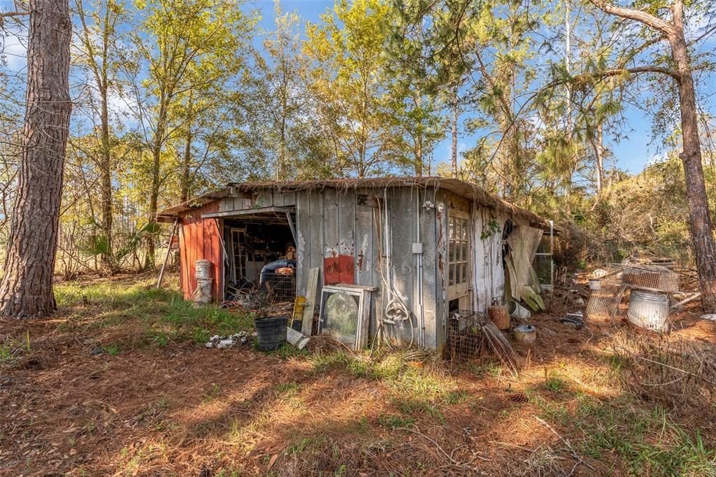 На продажу: $250,000 (4.87 acres)