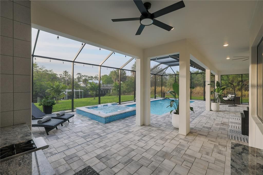 En Venta: $850,000 (3 camas, 2 baños, 2254 Pies cuadrados)