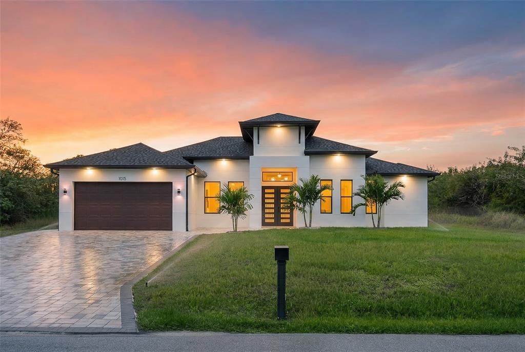En Venta: $850,000 (3 camas, 2 baños, 2254 Pies cuadrados)