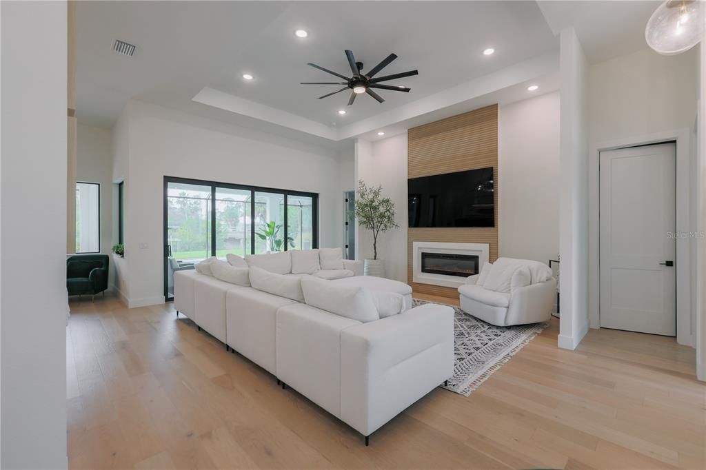 En Venta: $850,000 (3 camas, 2 baños, 2254 Pies cuadrados)