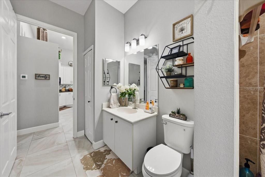 En Venta: $730,000 (3 camas, 2 baños, 2654 Pies cuadrados)