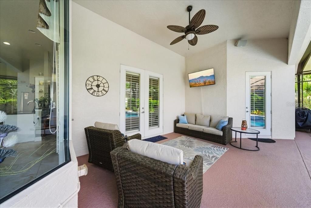 En Venta: $730,000 (3 camas, 2 baños, 2654 Pies cuadrados)