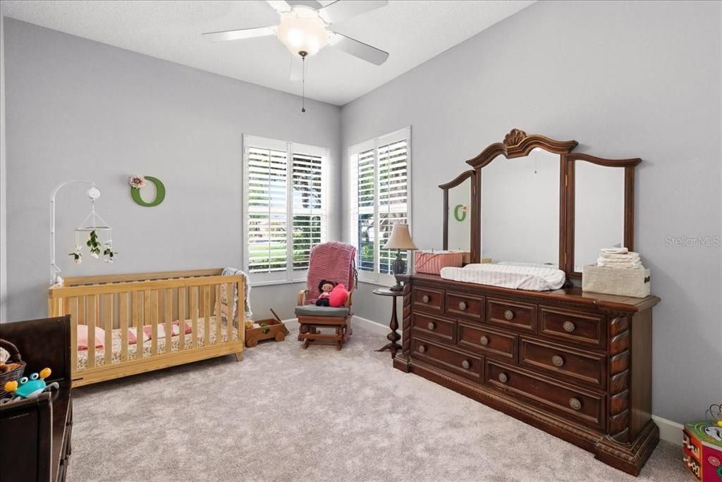 En Venta: $730,000 (3 camas, 2 baños, 2654 Pies cuadrados)