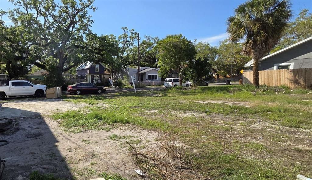 На продажу: $79,000 (0.10 acres)
