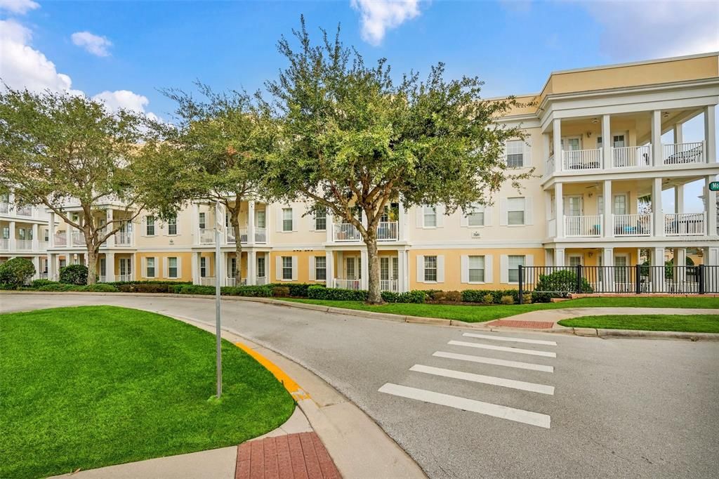 Active With Contract: $2,150 (3 beds, 2 baths, 1354 Square Feet)