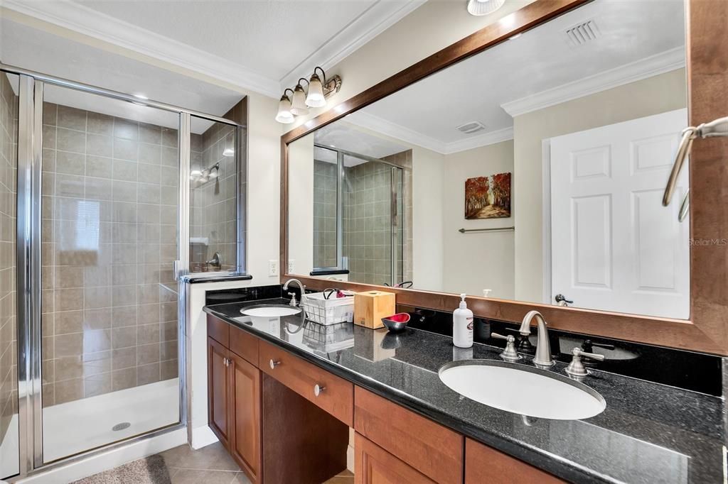 Active With Contract: $2,150 (3 beds, 2 baths, 1354 Square Feet)