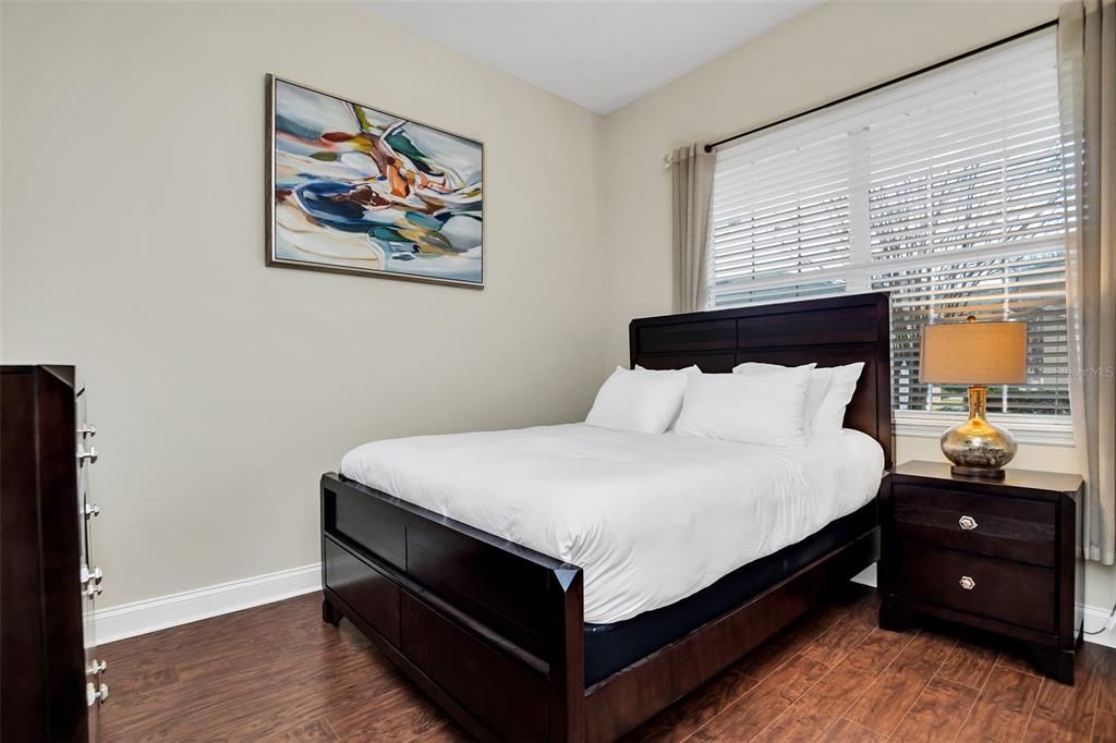 Active With Contract: $2,150 (3 beds, 2 baths, 1354 Square Feet)