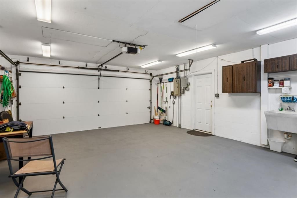 Activo con contrato: $350,000 (2 camas, 2 baños, 1532 Pies cuadrados)