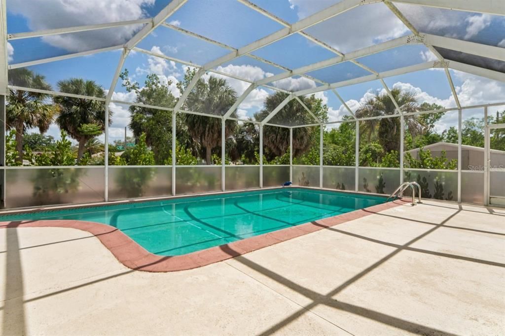 Activo con contrato: $350,000 (2 camas, 2 baños, 1532 Pies cuadrados)