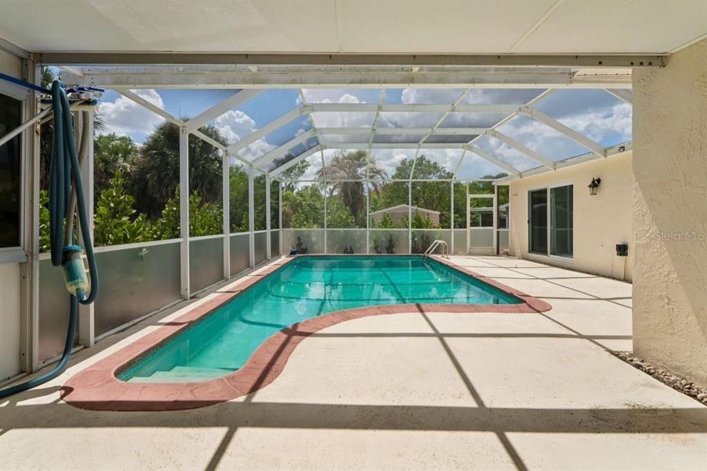 Activo con contrato: $350,000 (2 camas, 2 baños, 1532 Pies cuadrados)