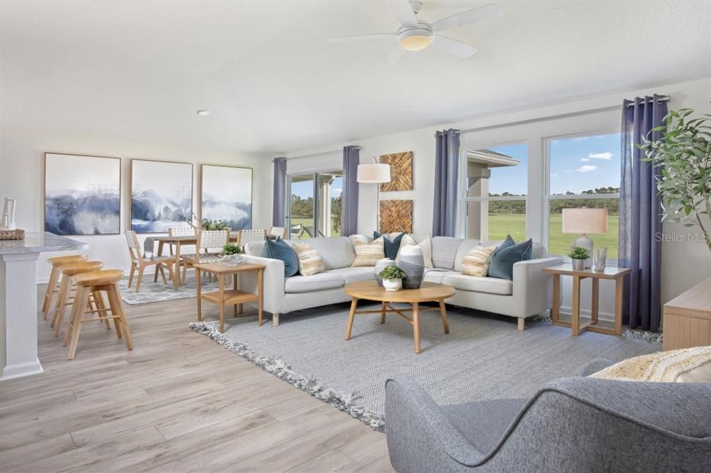 Active With Contract: $370,990 (3 beds, 2 baths, 1541 Square Feet)
