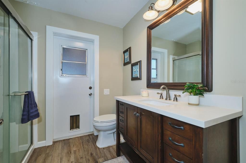 For Sale: $850,000 (6 beds, 4 baths, 3691 Square Feet)