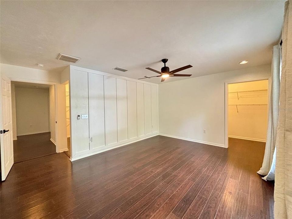En Venta: $899,000 (8 camas, 4 baños, 3907 Pies cuadrados)