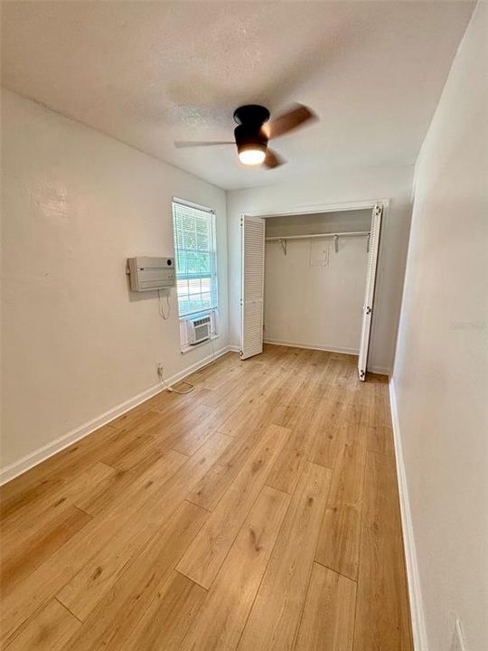 En Venta: $899,000 (8 camas, 4 baños, 3907 Pies cuadrados)