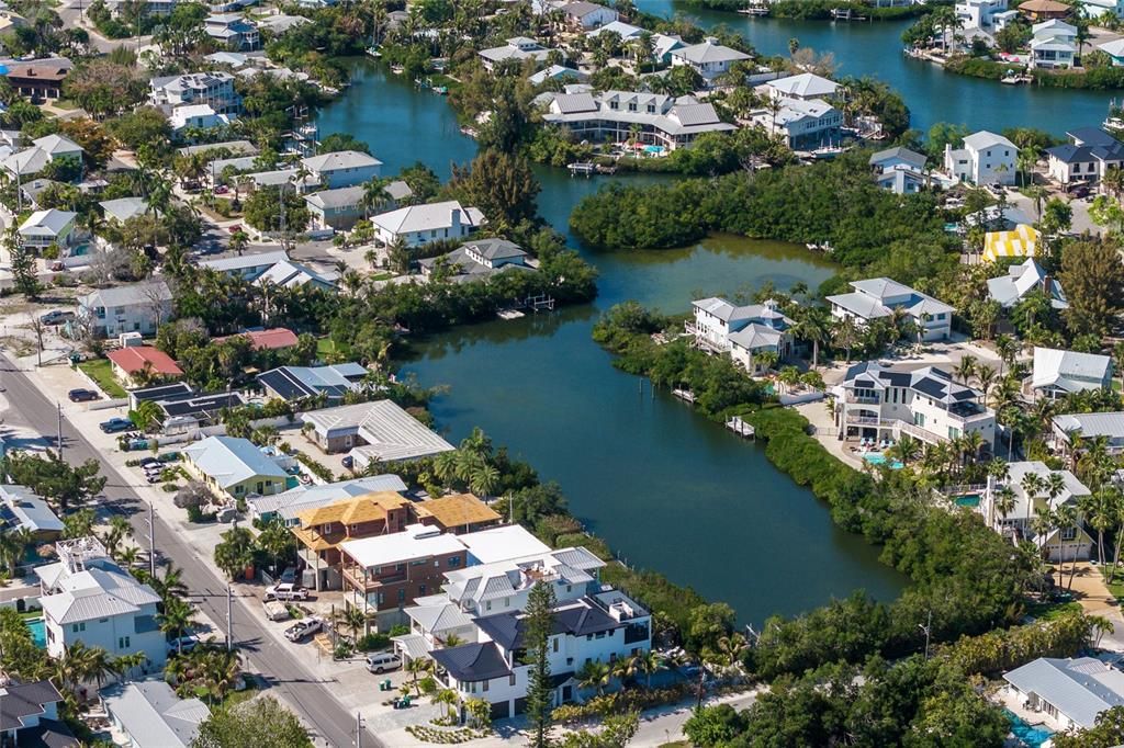 На продажу: $5,450,000 (4 спален, 4 ванн, 2999 Квадратных фут)