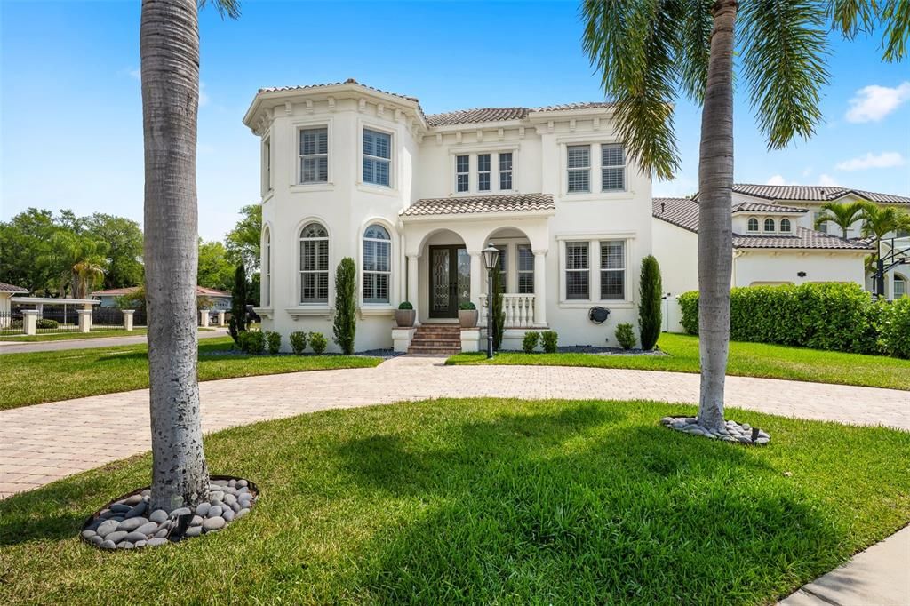 En Venta: $2,220,000 (6 camas, 5 baños, 4441 Pies cuadrados)