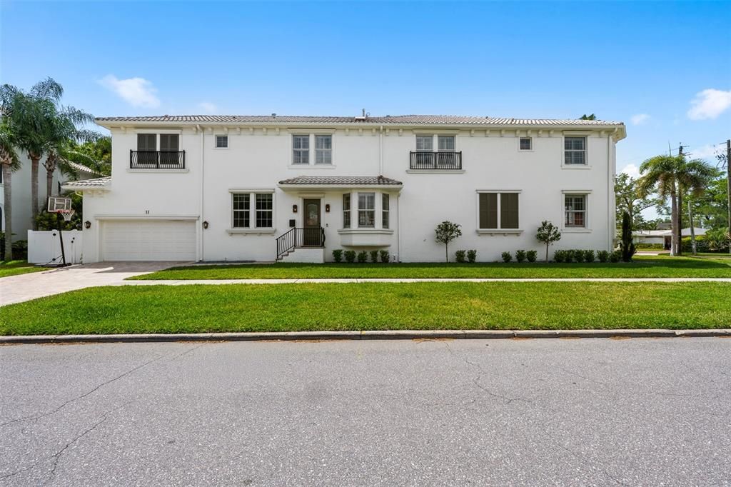 En Venta: $2,220,000 (6 camas, 5 baños, 4441 Pies cuadrados)