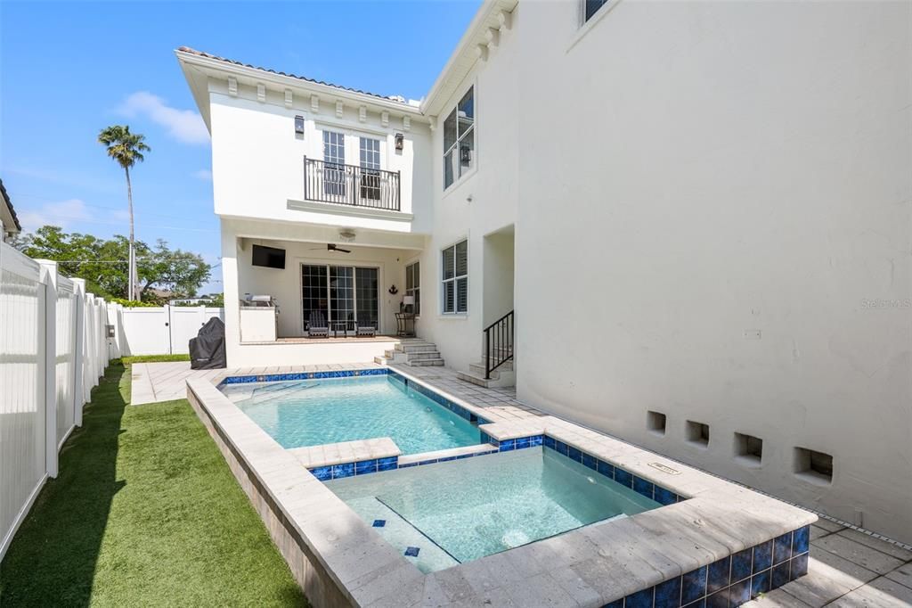En Venta: $2,220,000 (6 camas, 5 baños, 4441 Pies cuadrados)