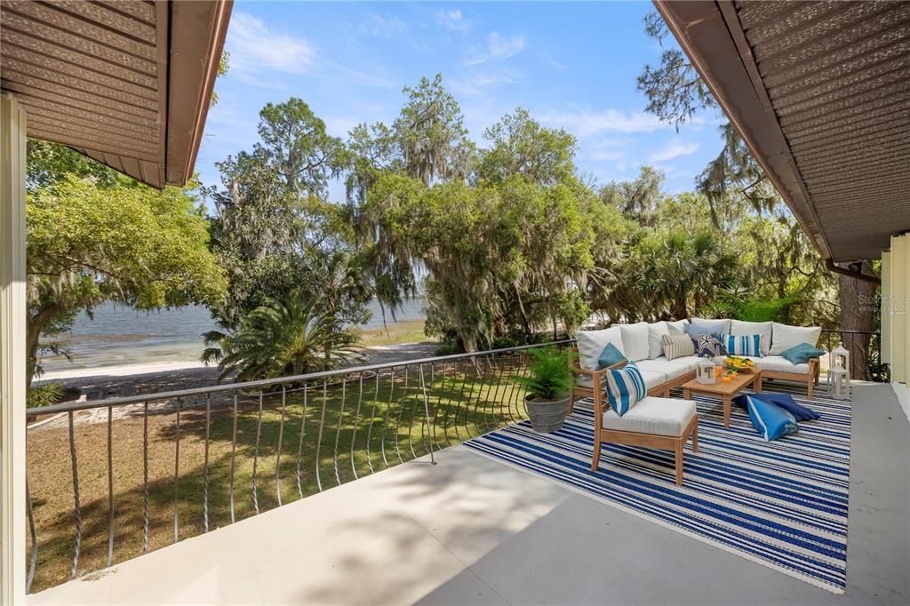For Sale: $1,850,000 (4 beds, 4 baths, 3543 Square Feet)