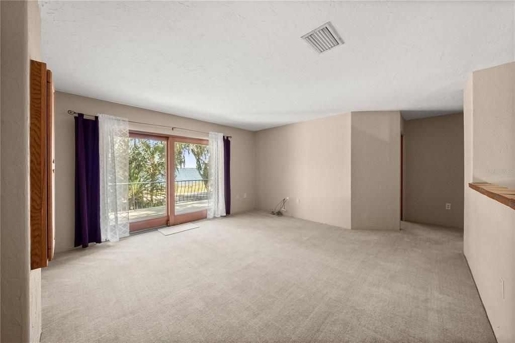 For Sale: $1,850,000 (4 beds, 4 baths, 3543 Square Feet)