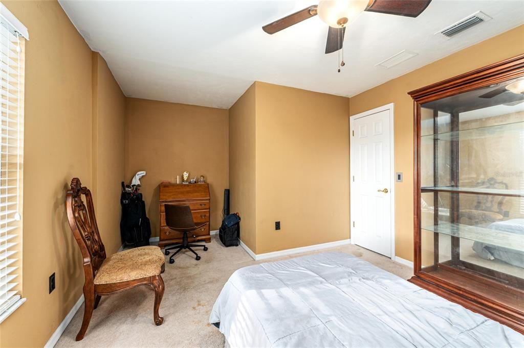 For Sale: $869,900 (4 beds, 3 baths, 4110 Square Feet)