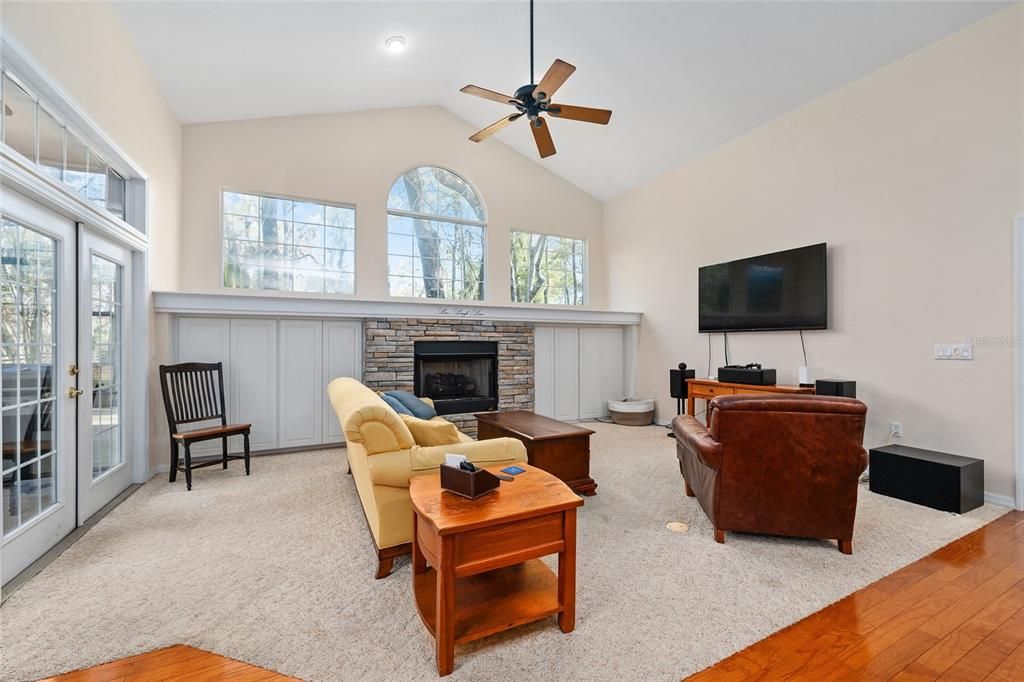 For Sale: $869,900 (4 beds, 3 baths, 4110 Square Feet)