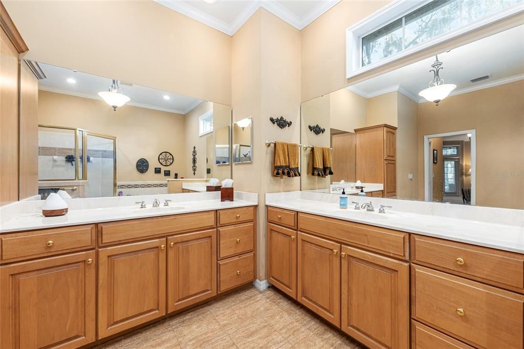 For Sale: $869,900 (4 beds, 3 baths, 4110 Square Feet)
