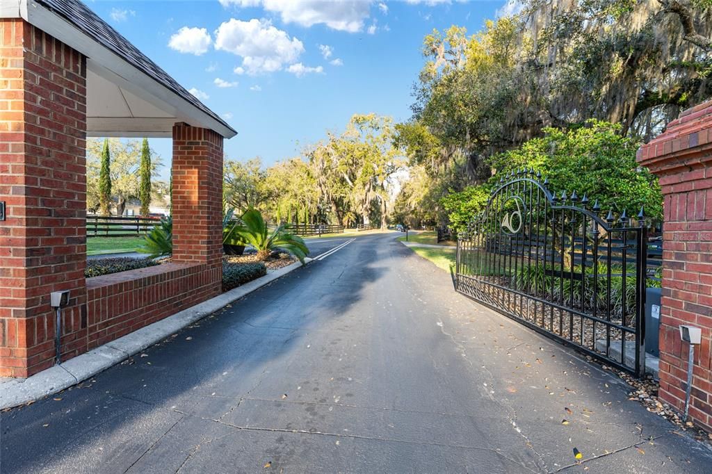 For Sale: $869,900 (4 beds, 3 baths, 4110 Square Feet)