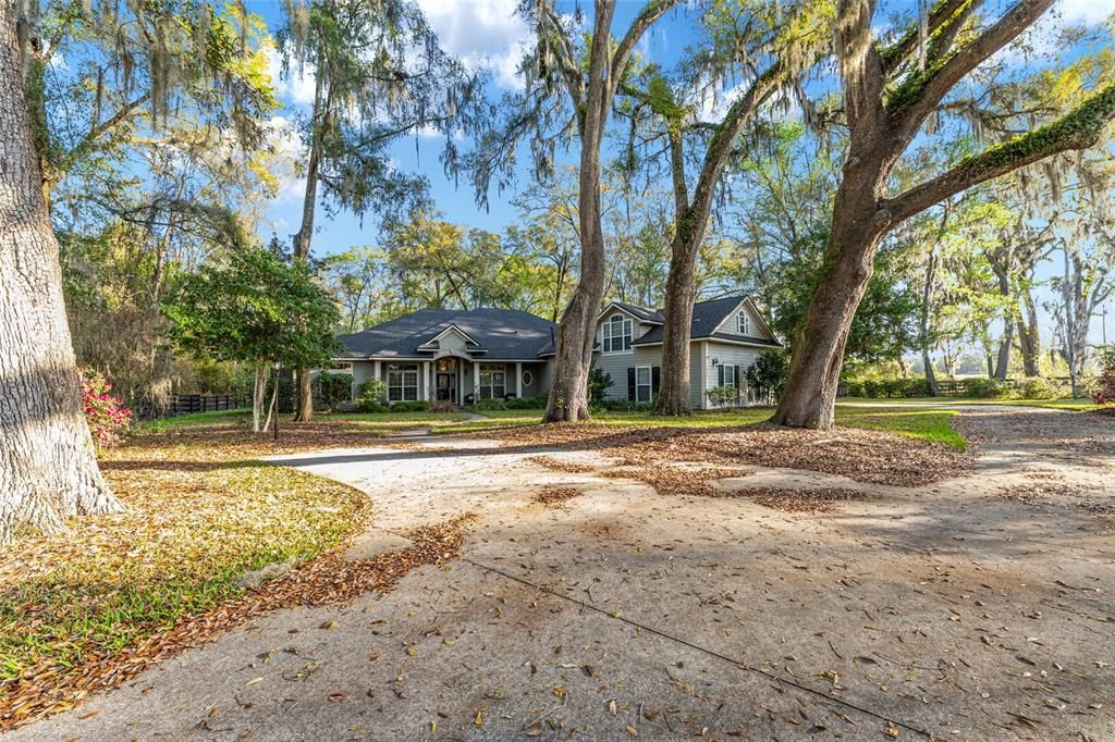 For Sale: $869,900 (4 beds, 3 baths, 4110 Square Feet)