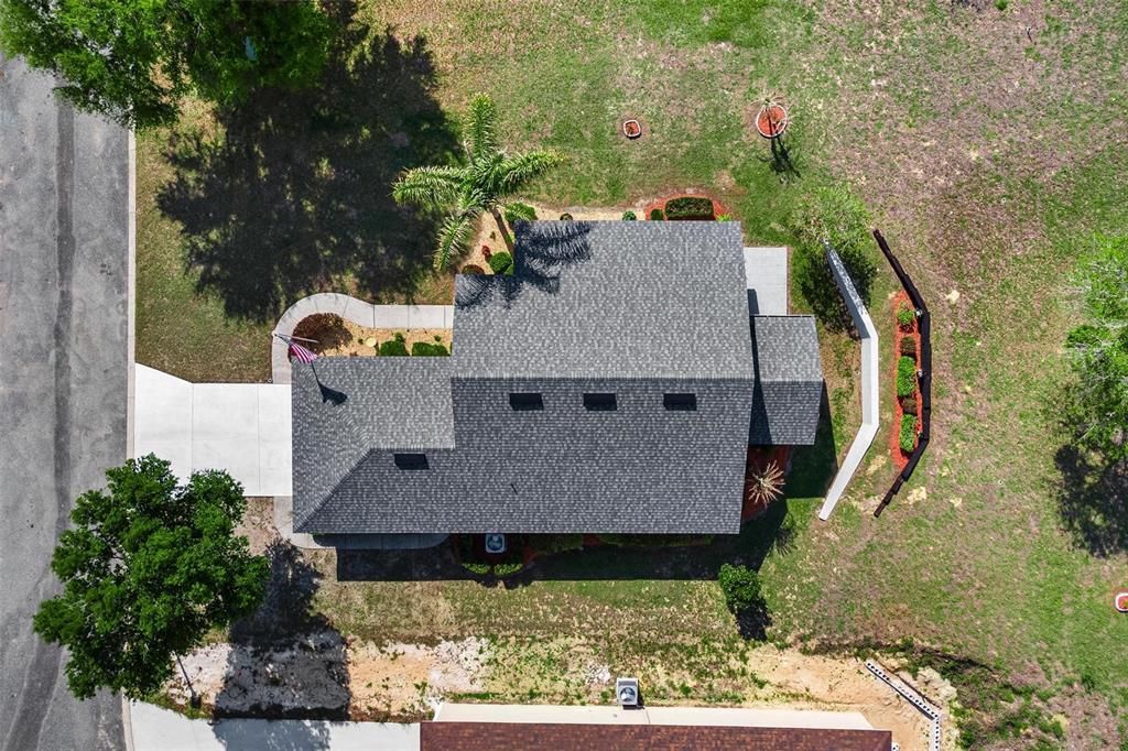 En Venta: $319,900 (3 camas, 2 baños, 1300 Pies cuadrados)