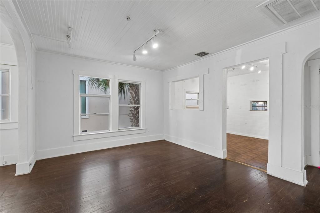 На продажу: $36,000 (0 спален, 0 ванн, 1260 Квадратных фут)