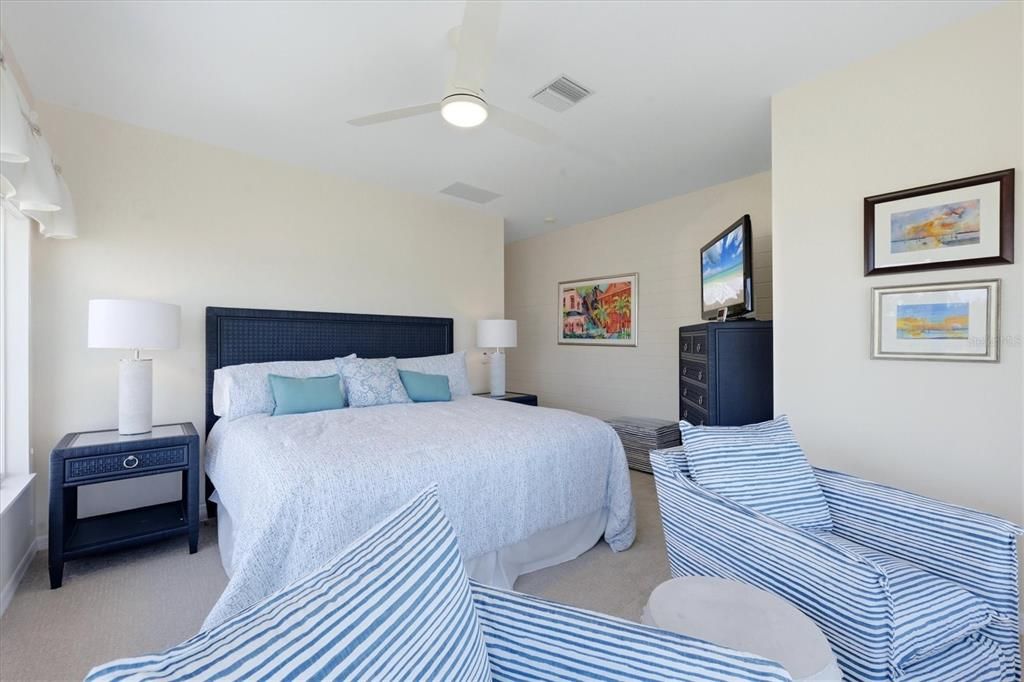 For Sale: $3,950,000 (4 beds, 3 baths, 2845 Square Feet)