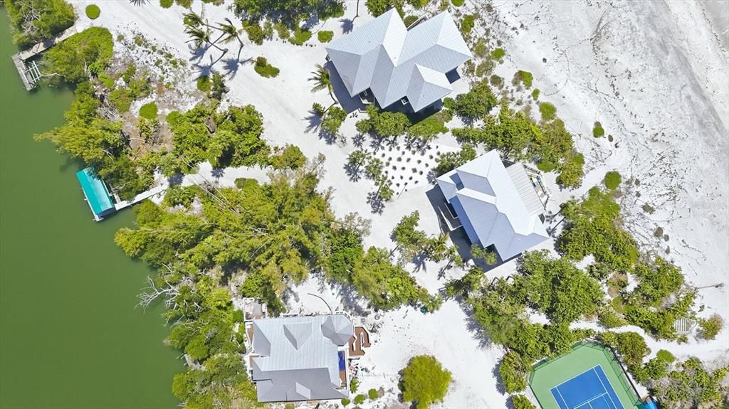 For Sale: $3,950,000 (4 beds, 3 baths, 2845 Square Feet)