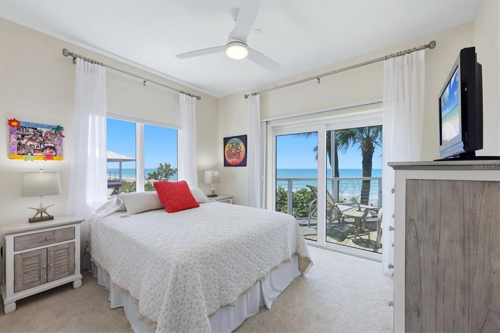 For Sale: $3,950,000 (4 beds, 3 baths, 2845 Square Feet)