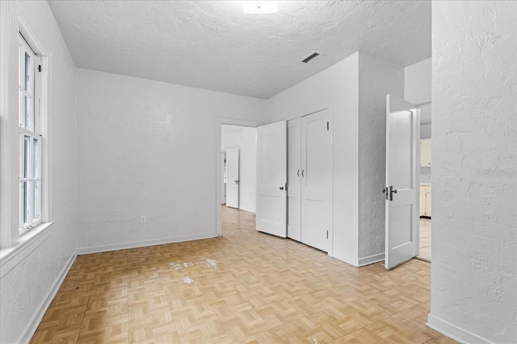 待售: $429,900 (5 贝兹, 3 浴室, 3683 平方英尺)