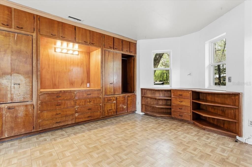 待售: $429,900 (5 贝兹, 3 浴室, 3683 平方英尺)