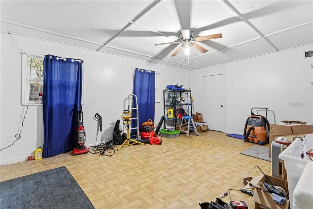 待售: $429,900 (5 贝兹, 3 浴室, 3683 平方英尺)