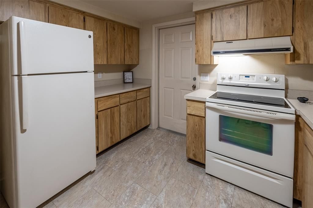 На продажу: $219,000 (3 спален, 2 ванн, 1545 Квадратных фут)