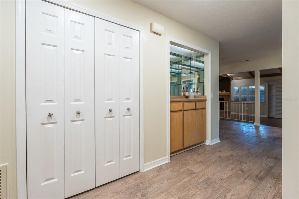 На продажу: $219,000 (3 спален, 2 ванн, 1545 Квадратных фут)