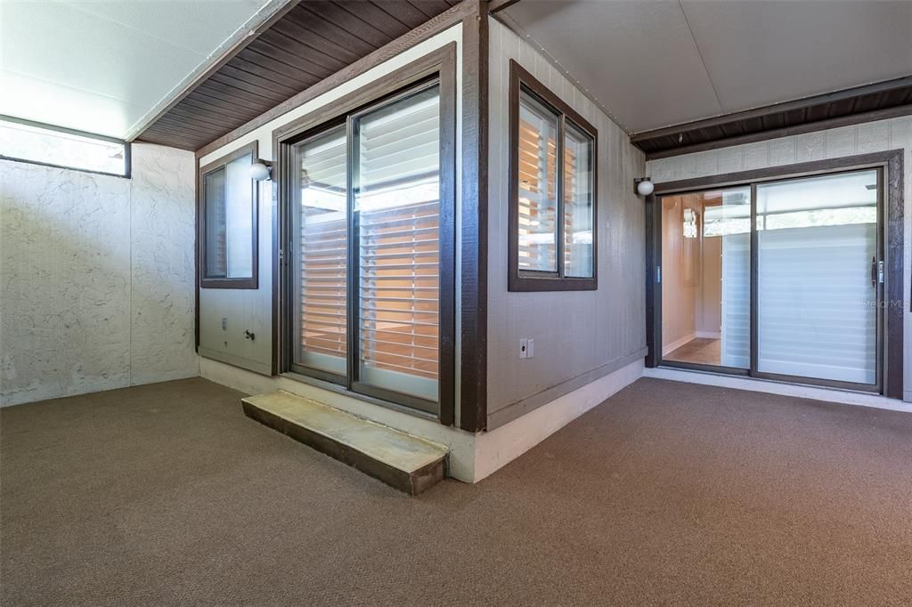 На продажу: $219,000 (3 спален, 2 ванн, 1545 Квадратных фут)