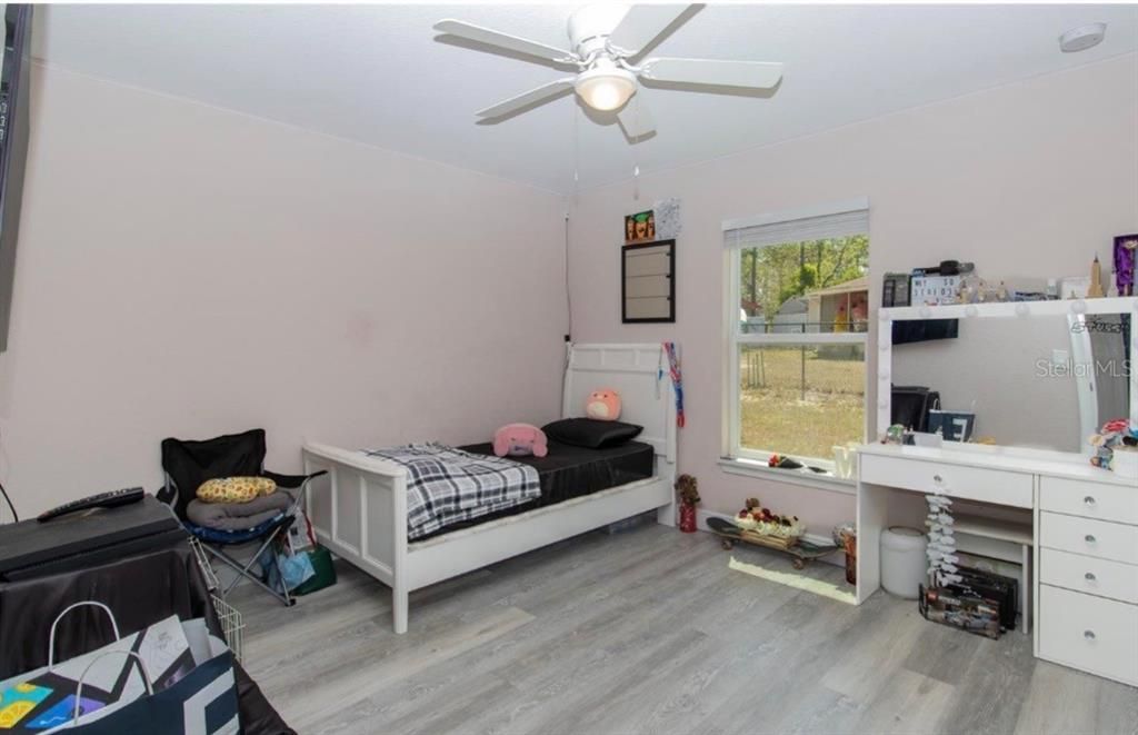 待售: $290,000 (3 贝兹, 2 浴室, 1453 平方英尺)