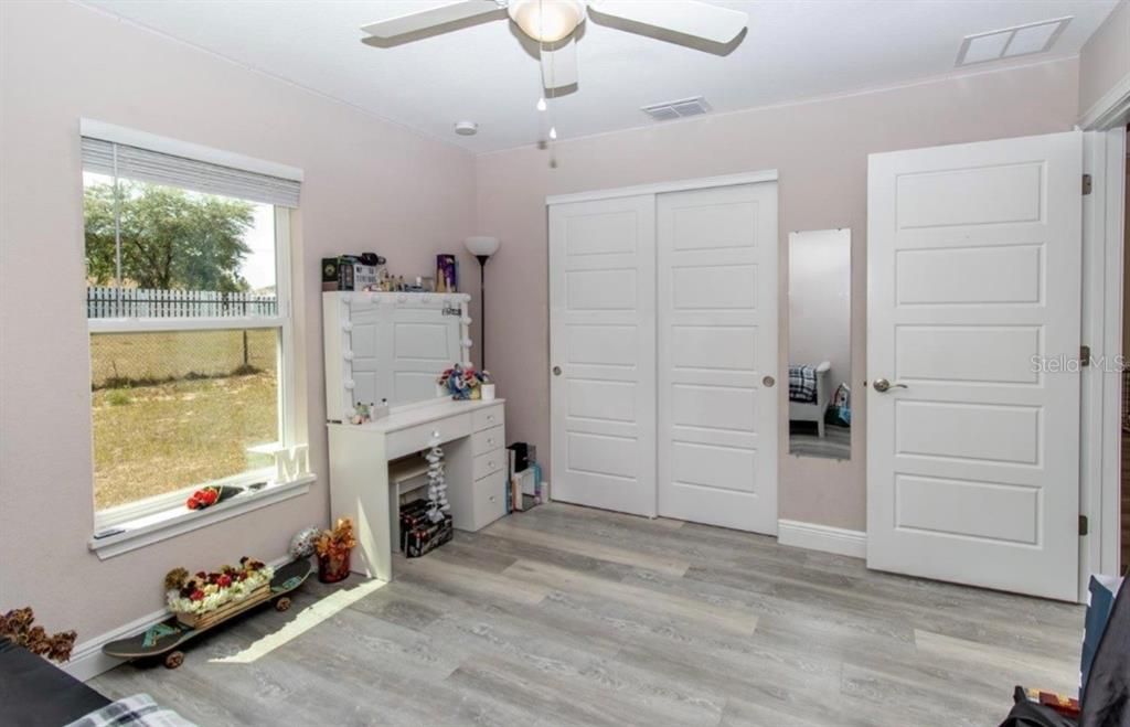 待售: $290,000 (3 贝兹, 2 浴室, 1453 平方英尺)