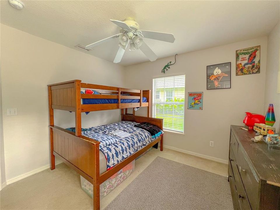 For Rent: $2,300 (3 beds, 2 baths, 1558 Square Feet)