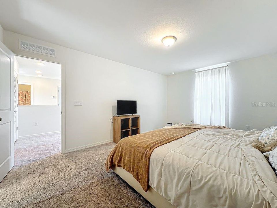 Active With Contract: $2,500 (4 beds, 3 baths, 1811 Square Feet)