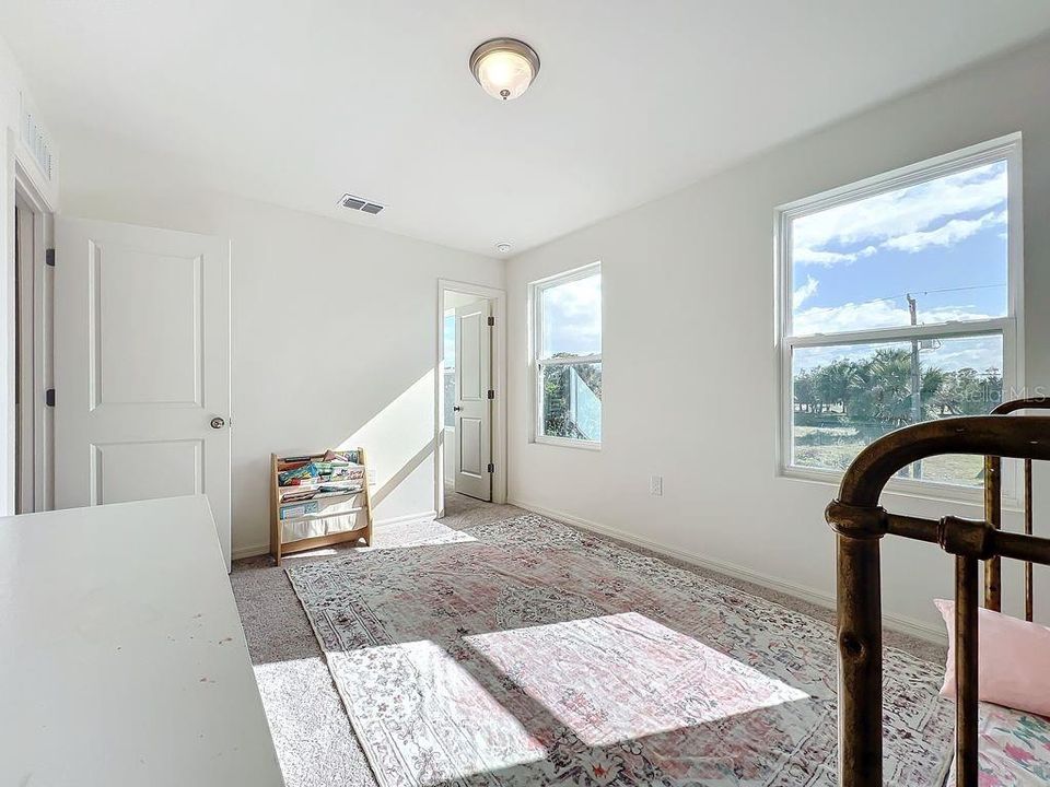 Active With Contract: $2,500 (4 beds, 3 baths, 1811 Square Feet)