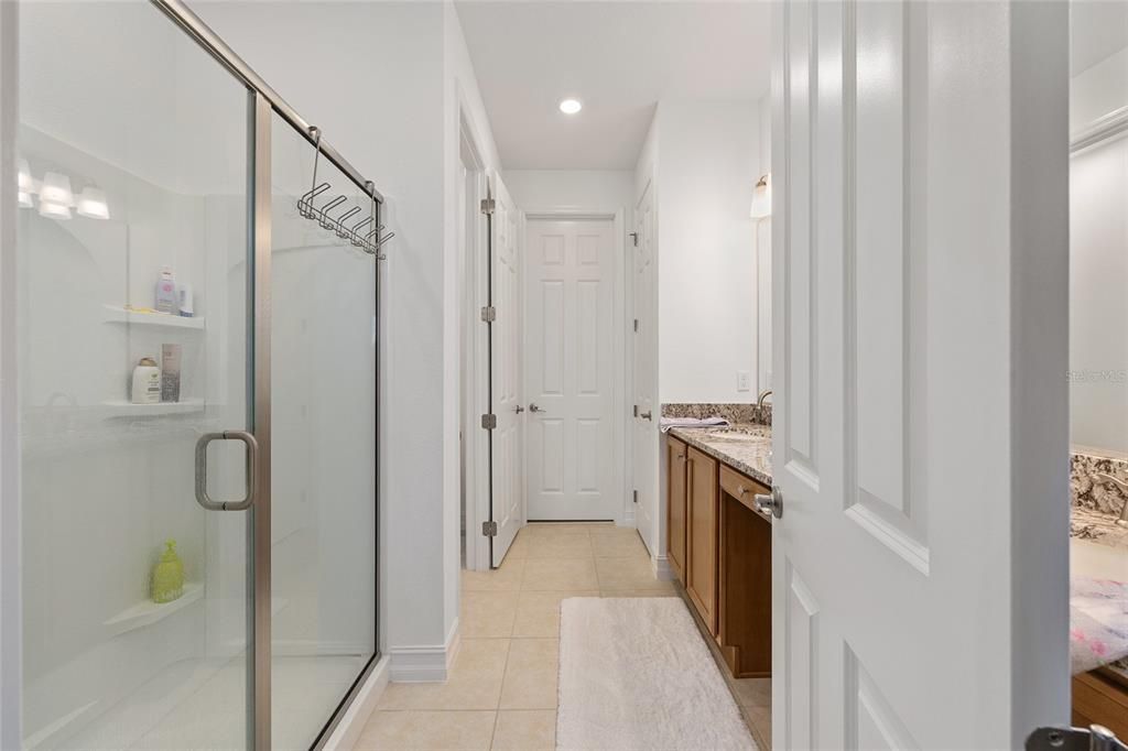 В аренду: $2,500 (2 спален, 2 ванн, 1318 Квадратных фут)
