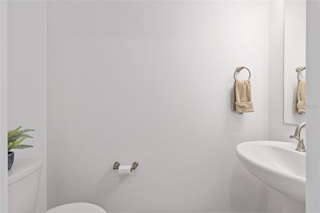 В аренду: $2,500 (2 спален, 2 ванн, 1318 Квадратных фут)