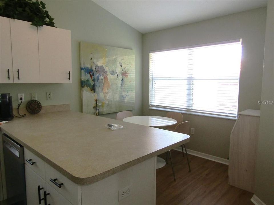 For Rent: $2,550 (3 beds, 2 baths, 1346 Square Feet)